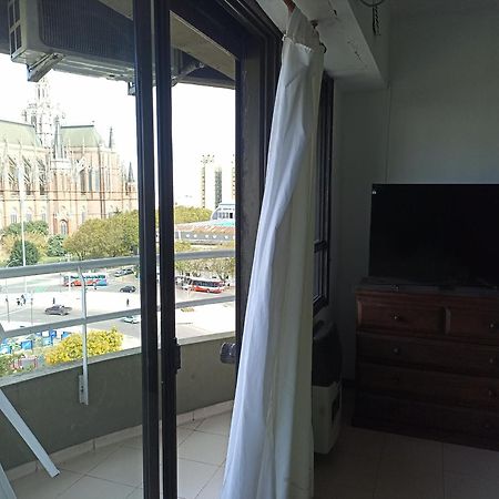 Departamento Plaza Moreno Con Balcon Λα Πλάτα Εξωτερικό φωτογραφία